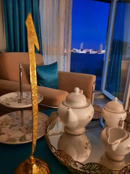 Апартаменти Deniz Manzarasi, Marti Sesleri Esliginde Стамбул Екстер'єр фото